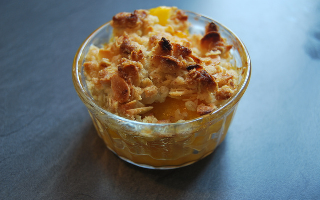 Crumble d'abricots et amandes