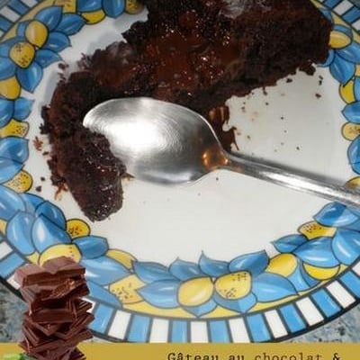 Gâteau au chocolat... Et à la courgette !