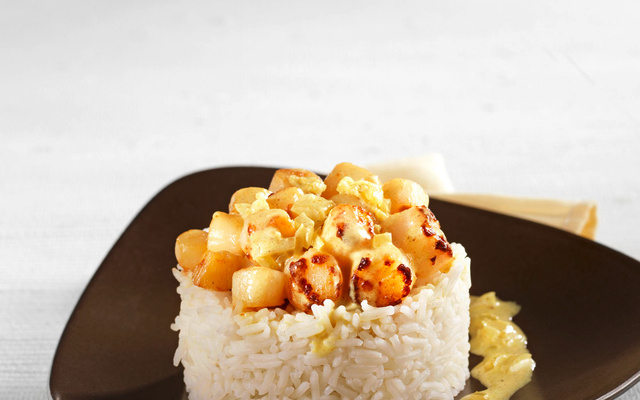 Noix de pétoncle et son riz au curry