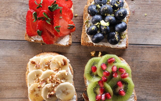 Toasts petit dej' aux fruits