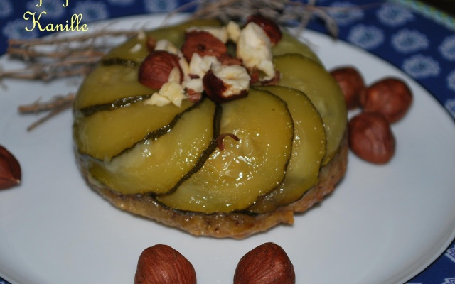 Tatin de chèvre aux courgettes confites