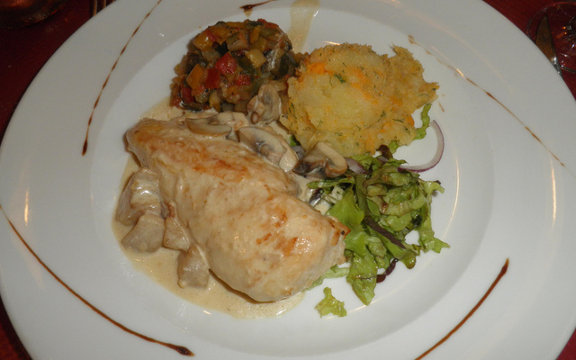 Tomates farcies au veau et quinoa