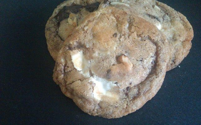 Cookies aux deux chocolats, amande et noix