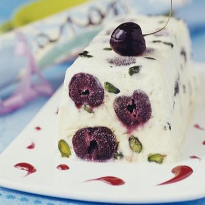 Nougat glacé aux cerises