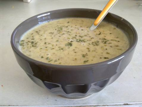 Velouté de lentilles et pommes de terre au fromage de chèvre