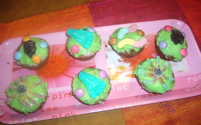 Cupcake au chocolat et glaçage pistache