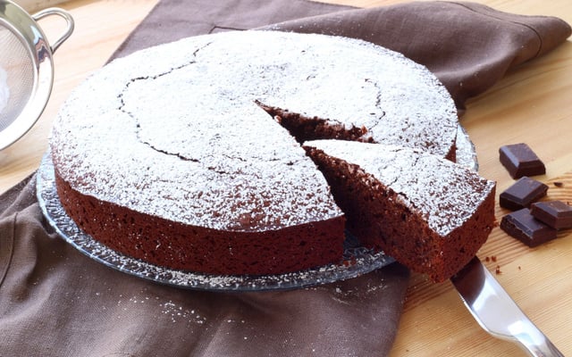 Gâteau au chocolat noir et pointe de miel