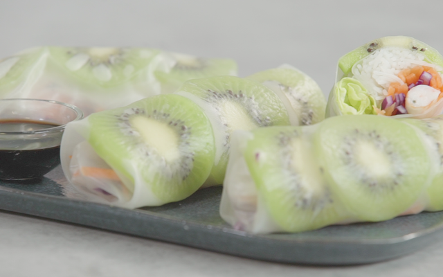 Rouleau de printemps crudités, Kiwi de l'Adour IGP et crevettes