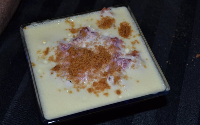 Tiramisu aux fraises agrémenté de spéculoos