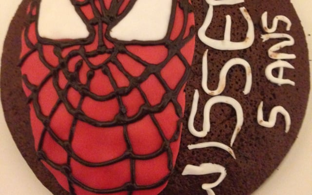 Gâteau anniversaire Spiderman