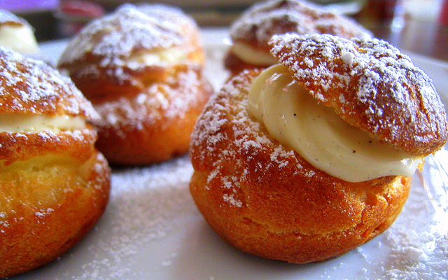 Choux à la crème économiques