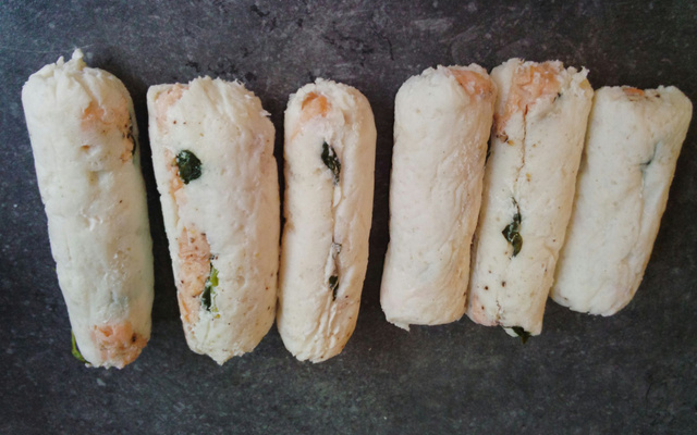 Quenelle aux deux poissons