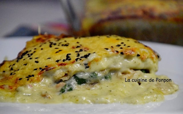 Galette gratinée aux champignons et lardons