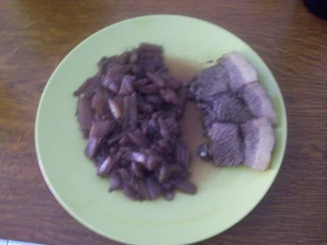 Plat de côtes en cocotte au vin rouge