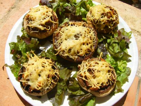 Champignons farcis maison