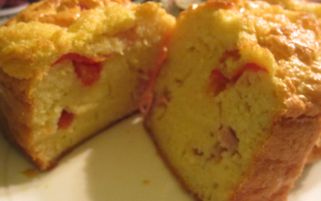 Cake jambon gruyère tomate