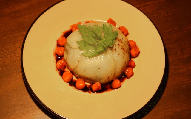 Charlotte de pomme de terre aux escargots er aux cèpes