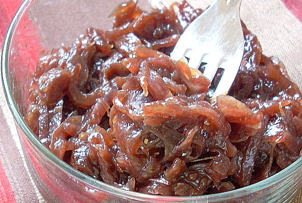 Compotée d'oignons rouges caramélisés