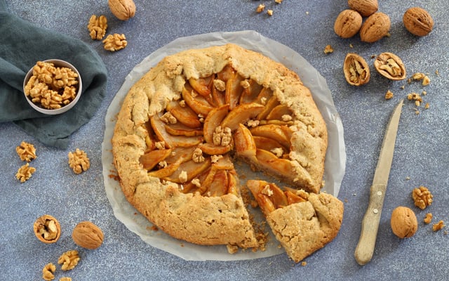 Tarte rustique aux poires et Noix de Grenoble AOP
