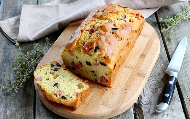 Cake jambon & olives