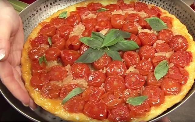 Tarte tatin de tomates cerise