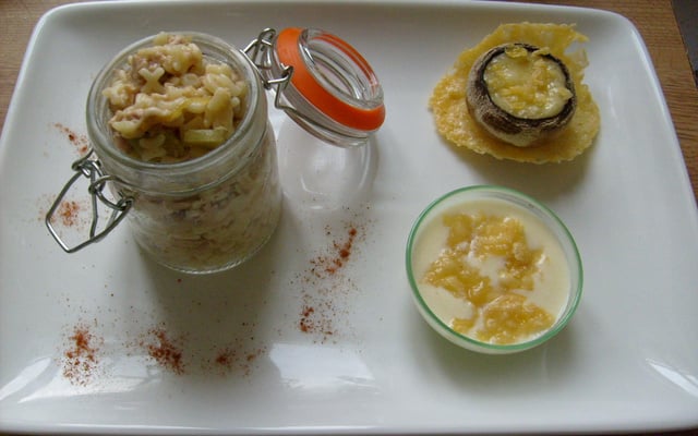 Salade de pâtes et sa sauce au comté