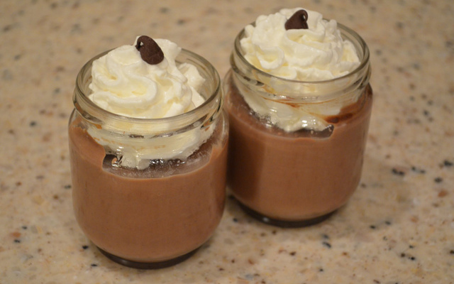 Petites crèmes au chocolat sans beurre