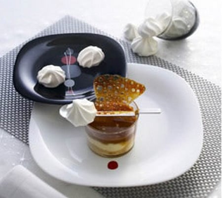 Petites meringues et crème gourmandes