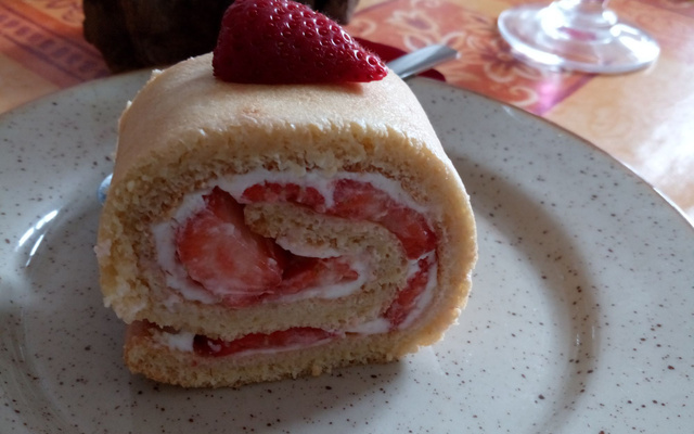 Gâteau roulé à la fraise