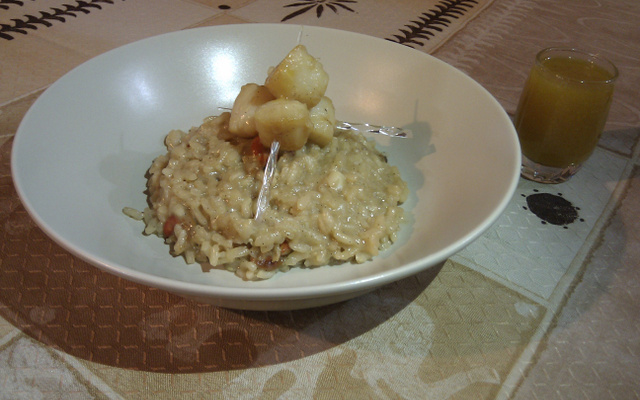 Risotto à la vanille et aux Saint-Jacques et leur coulis de mangue