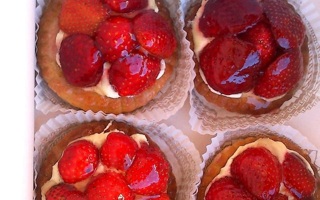 Tarte sablée aux fraises et crème vanillée