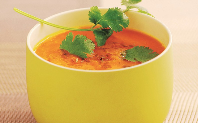 Crème de carottes, cumin et coriandre