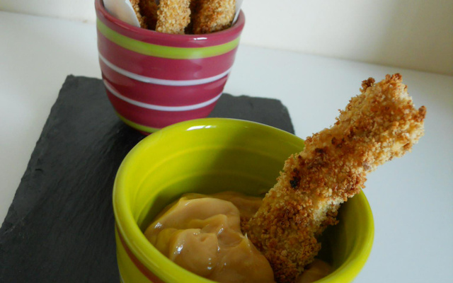 Sticks de dinde, sauce au beurre de cacahuètes