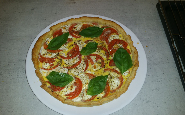 Tarte à la tomate et au chèvre