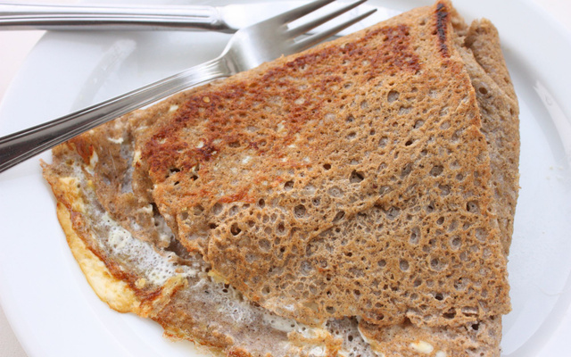 Pâte à crêpes au sarrasin (blé noir)