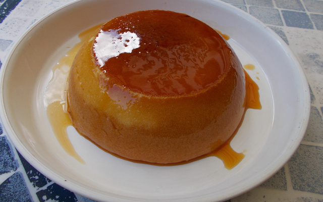 Gâteau de semoule au caramel