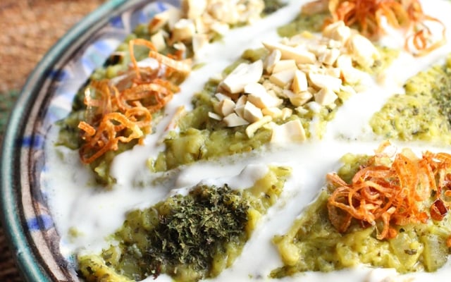 Dip iranien d'aubergines au roquefort
