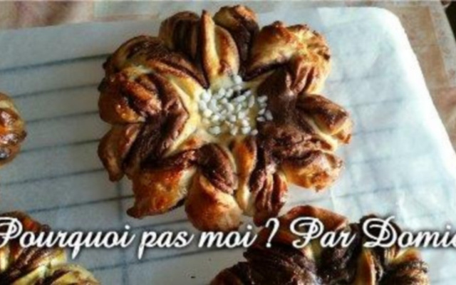 Mes petites brioches fleurs-étoilées au nutella