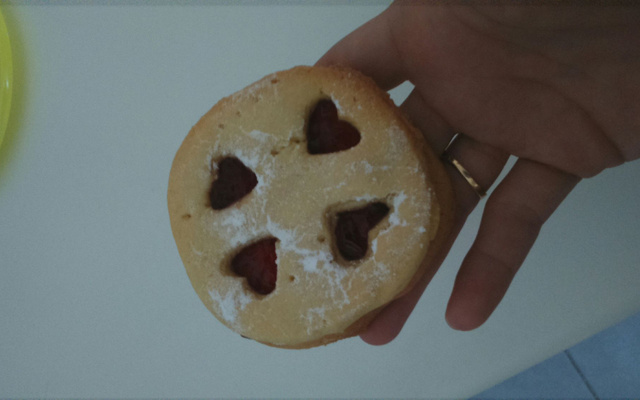 Petits sablés à la confiture de fraises