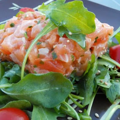 Tartare aux deux saumons à l'huile de sésame