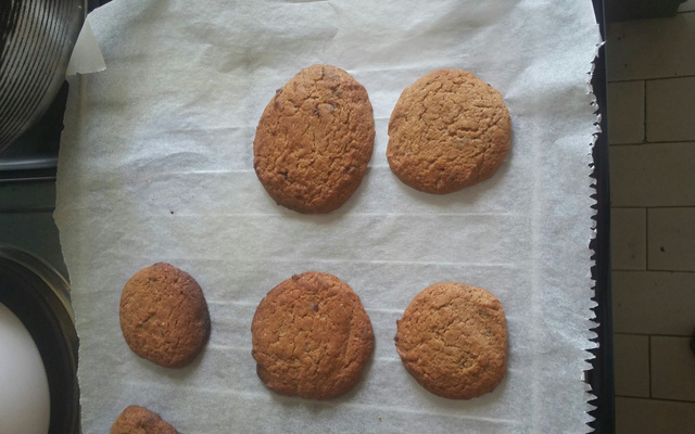 Chocolate chunks and peanut butter cookies