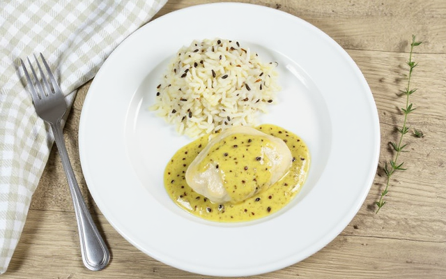 Emincé de porc à la moutarde