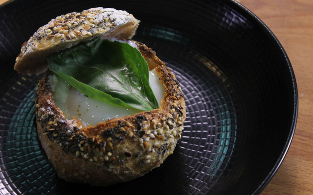 Pain surprise façon œuf cocotte