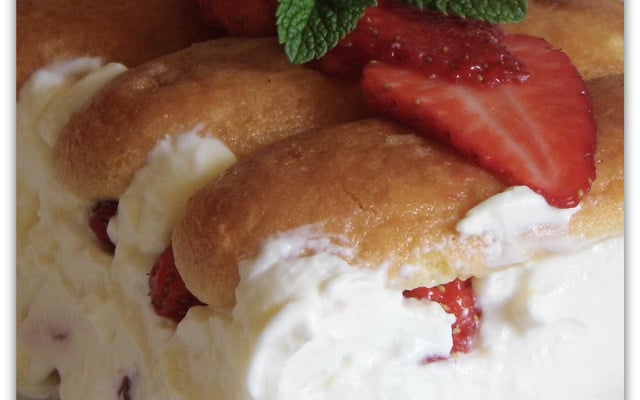 Charlotte aux fraises et mascarpone facile et rapide