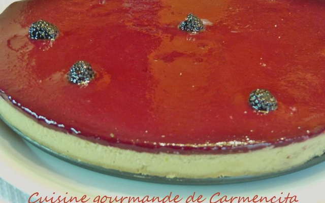 Bavarois d'avocats et son miroir de mûres sauvages