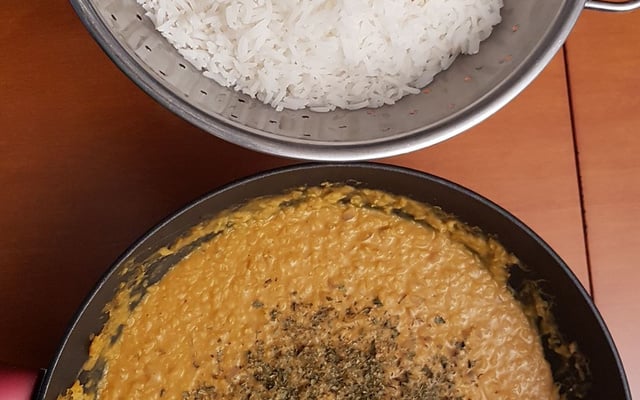 Dahl de lentilles corail