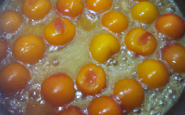 Poêlée de mirabelles