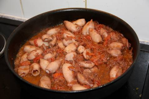 Encornets à la tomate