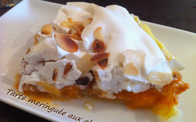 Tarte meringuée aux abricots