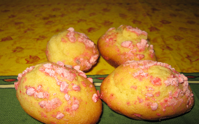Madeleines aux pralines roses